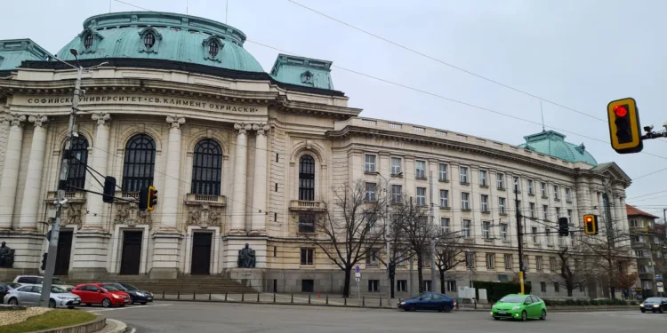 Оценките от държавните зрелостни изпити ще имат тежест при приема