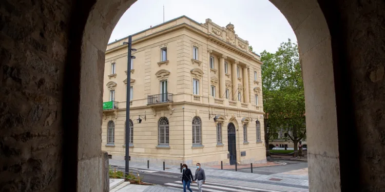 epa09240399 View of the bulding of the former Spanish Central Bank in the Basque Country that is is now the headquarters of the Victims of Terrorism Memorial Centre in Vitoria, Basque Country, Spain on 01 June 2021. The center is a tribute to the people that were killed in Spain by islamic terrorism, the First of October Anti-Fascist Resistance Groups (GRAPO in Spanish symbols) and terrorism by Basque Separatist terrorist group ETA.  EPA/David Aguilar