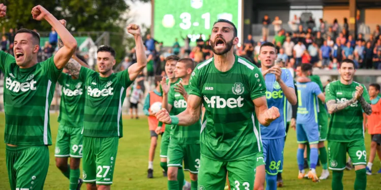 Хебър остава в Първа лига Пазарджиклии постигнаха важна победа над