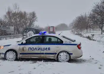 Снежният ад взе първата си жертва