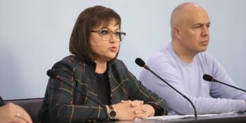 НА ЖИВО: Нинова: Тези хора се събраха само за постове, за пари, за власт и разпарчатосване на държавата