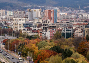 Парадокс - жилищата в ЕС поевтиняват, в България цените растат