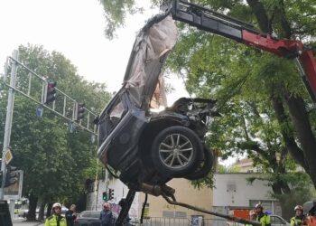 Нови разкрития за зверската катастрофа в Пловдив: Колата на загиналия шофьор била претъпкана с райски газ