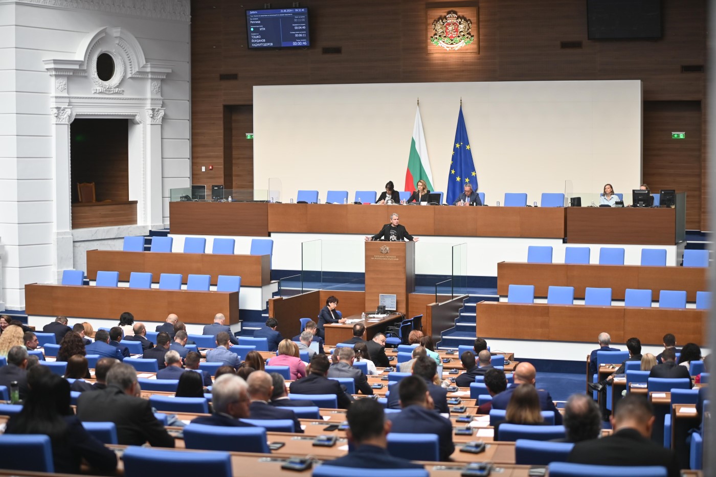Парламентът ще гласува проектокабинета Желязков В понеделник номинираният за премиер