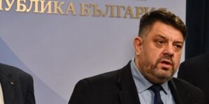 Зафиров с БОМБА: БСП сменя кандидатурата за председател на парламента