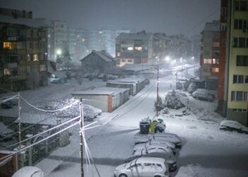 НИМХ с предупреждение: Значителни валежи над половин България!