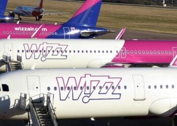 ГРЪМ от WIZZ AIR! Замесени са в огромен скандал - държавни измами, укриване на осигуровки и лъжи със заплати