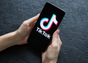 "ТikTok" възобнови