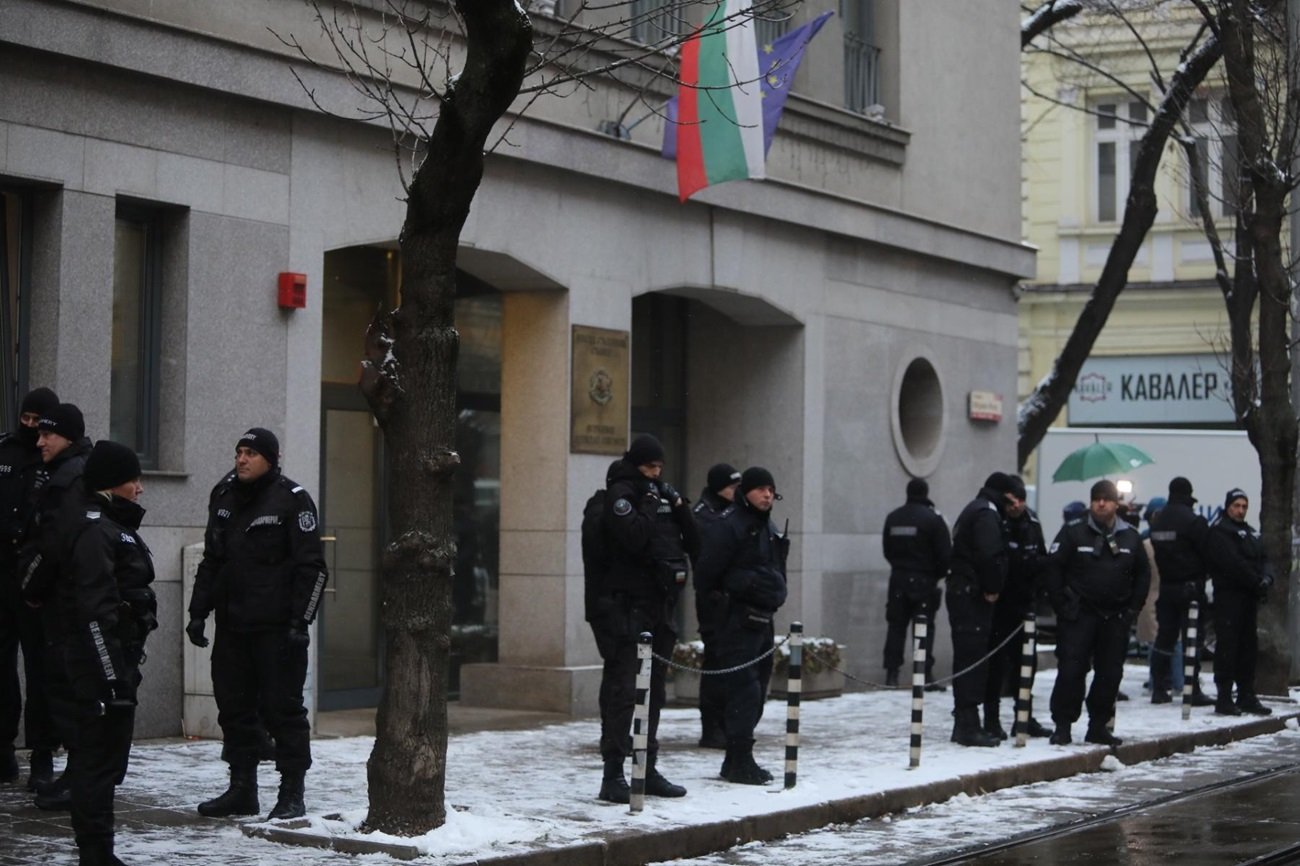 Засилено полицейско присъствие в центъра на София Протест пред ВСС