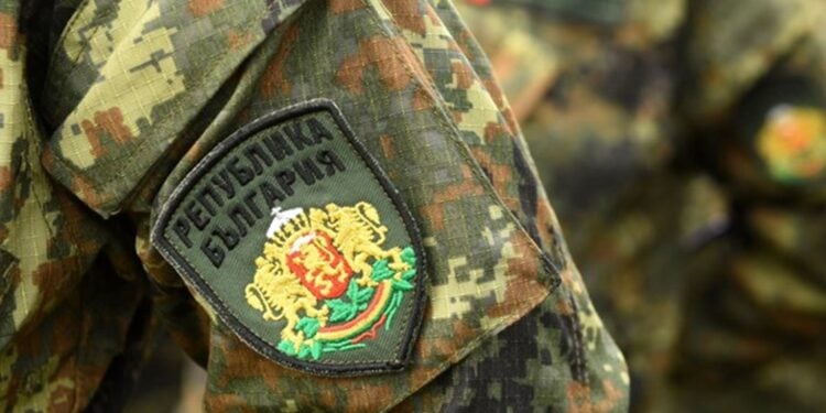 НЕЩО опасно става в България - свикването на запаса от армията е военна мобилизация?