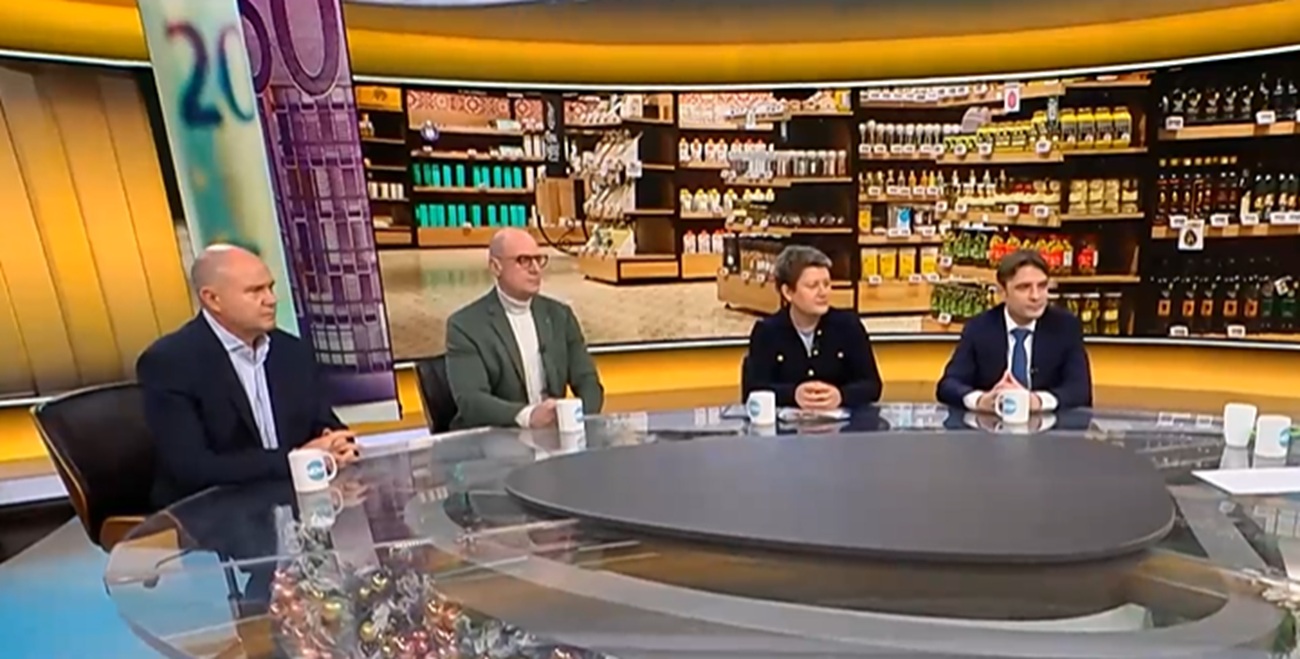 ЕВРОТО У НАС! Първи впечатления от бизнеса и клиентите - как се справят хората и магазините? (ВИДЕО)