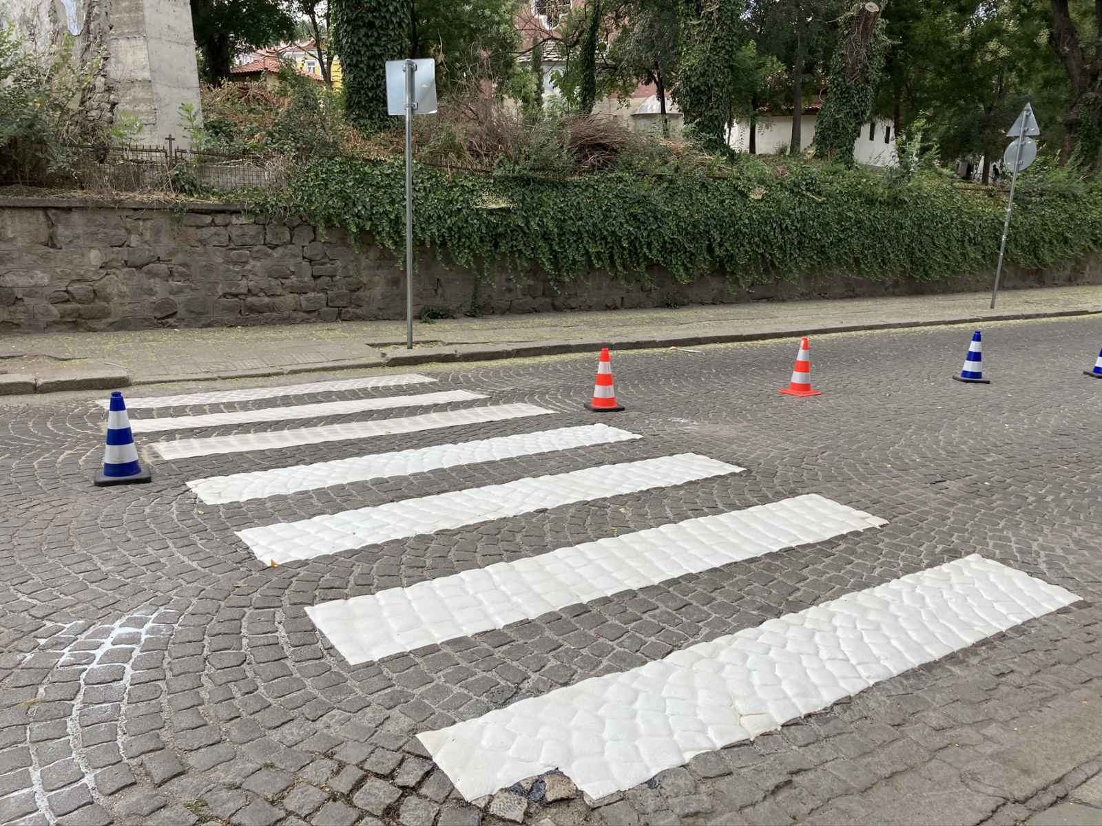 Шок в Пловдив: 11-годишно дете пострада при катастрофа на пешеходна пътека!