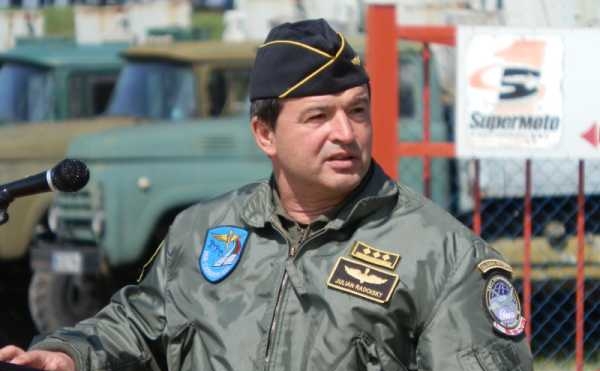 МЕГАСКАНДАЛ!Политическа агитация във военните редици: Началникът на ВВВУ „Георги Бенковски“ в подкрепа на Радев?!