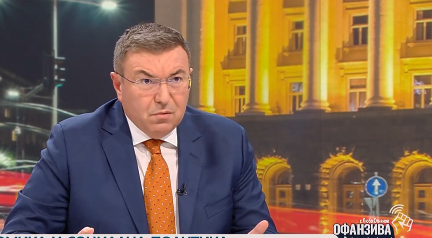Костадин Ангелов предупреждава Радев: Без позиция – лъжем хората!
