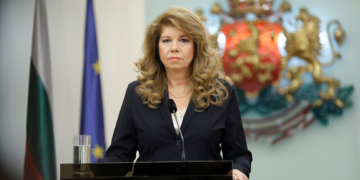 Президентът Илияна Йотова отказа да наложи вето на Бюджет 2026 г. и го обнародва
