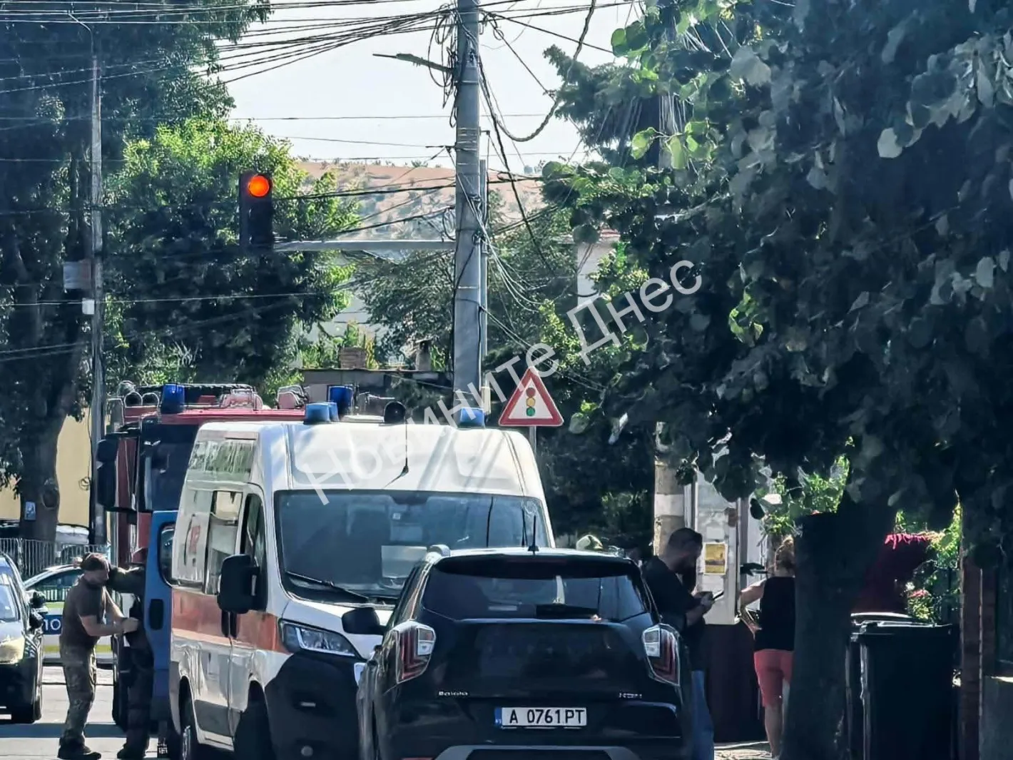 Бомба ли е? Паника в Бургас! Отцепиха квартал „Ветрен“ заради съмнителен багаж с жици и батерии