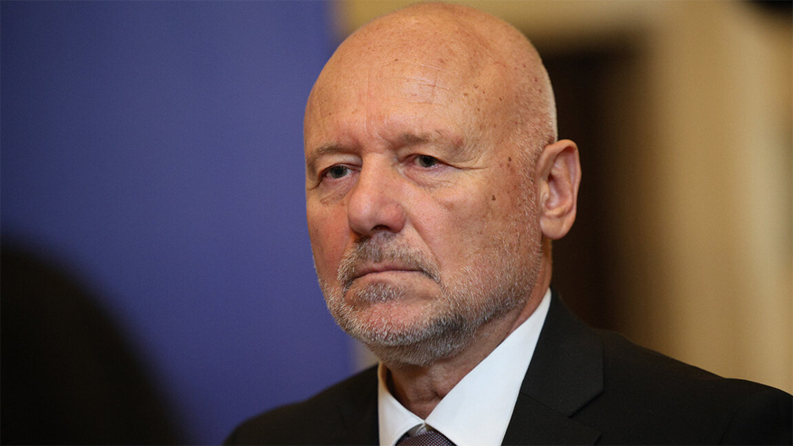 Тодор Тагарев: Радев харчи отношенията с Украйна, а мистериозният дрон може да е руски тест за България!