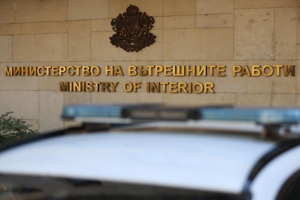 Скандални разкрития за МВР: Зависими кадри, политическо влияние и мистерията с Петьо Еврото