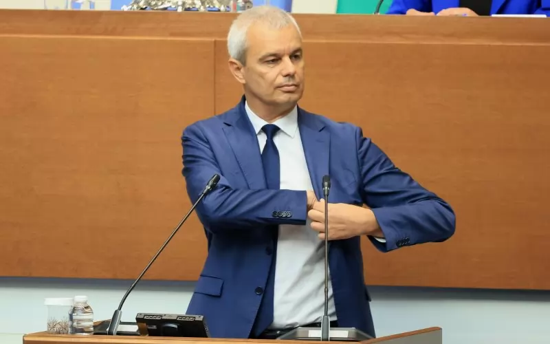 Съдът каза тежката си дума: Костадин Костадинов окончателно осъден за дискриминация срещу Соломон Паси
