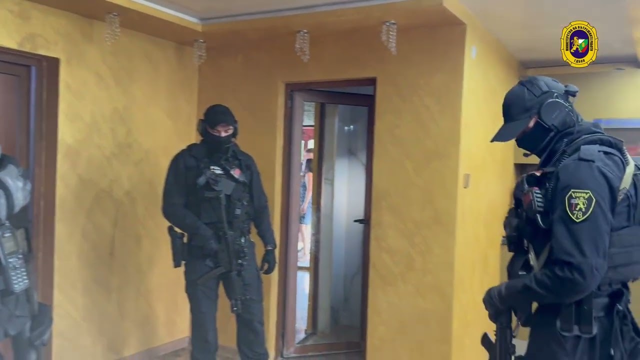 Трафик на хора, проституция и изнудване: Трима остават в ареста след акцията в Ботевградско