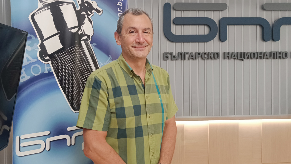Най-големият дефицит на българското здравеопазване е доверието: Доц. Михаил Околийски за реформата в здравната система и компромисите