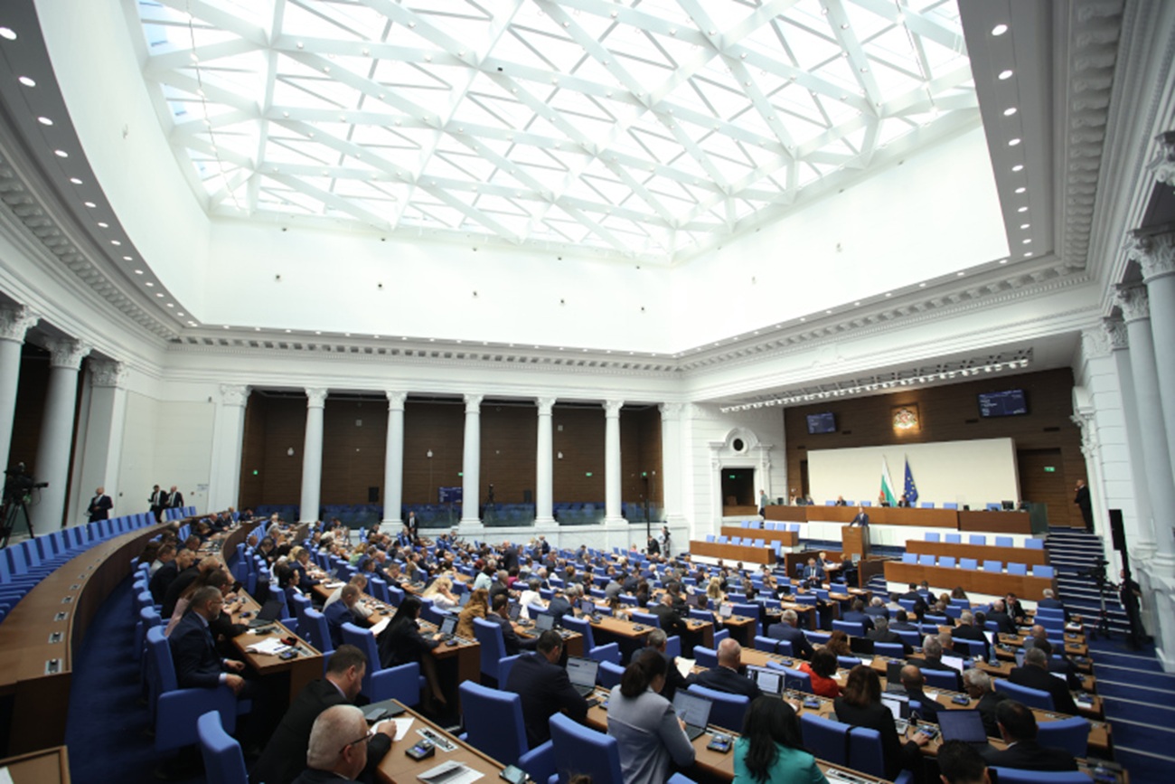 НА ЖИВО - Парламентът готви важна промяна за потребителите