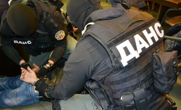 Висши духове“ и психоактивни вещества: ДАНС разби група в Пловдив, лидерът е задържан