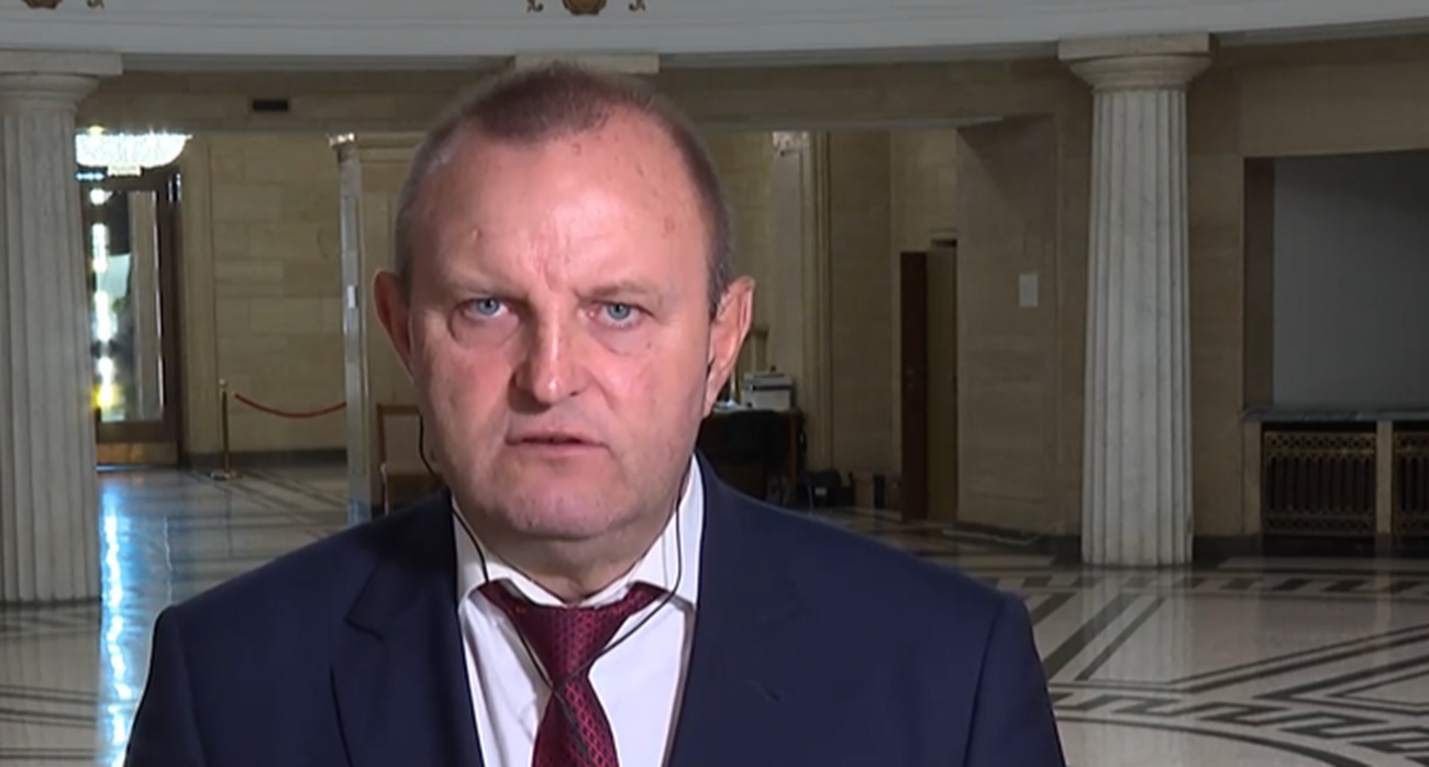 Властта с нов удар! Тодор Джиков: Печалбите на банките са огромни, държавата закъсня с налога