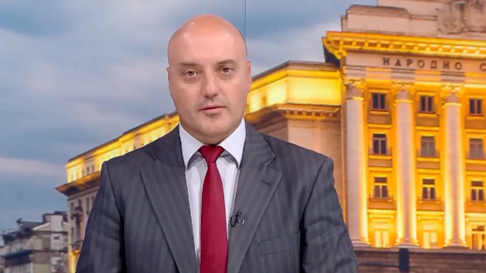 Не може „Петрохан“ и помилването да определят президентската кампания: Славов за димната завеса и политическата употреба (ВИДЕО)