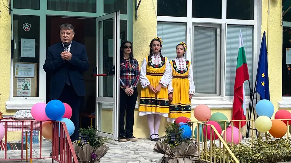 „Инвестициите в децата са инвестиции в бъдещето на България": Проф. Вълчев за подкрепата на държавата и след 2027 година