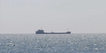 ИЗВЪНРЕДНО! Дронове удариха търговски кораби в Черно море край България, тече спасителна операция до Бяла (ВИДЕО)
