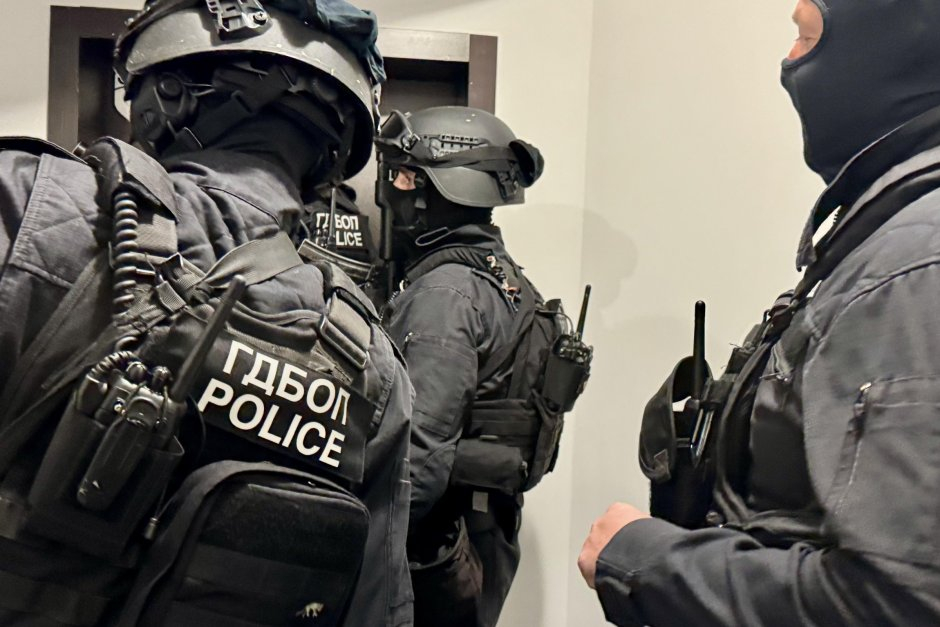ГДБОП удари кметове: Двама градоначалници задържани за 72 часа за търговия с влияние