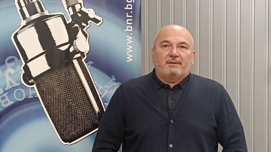 "Дефицитът се овладява с по-малко разходи, а не с по-високи данъци": Любомир Дацов очерта два пътя за по-добър бюджет