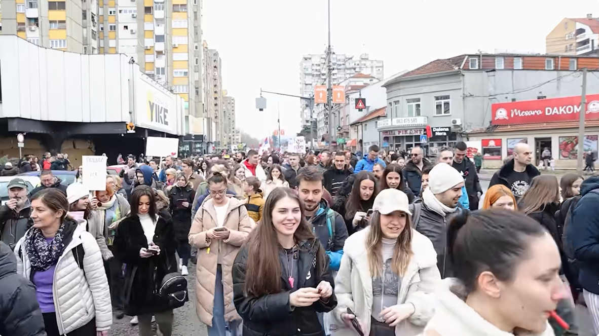 Поколението Z под обсада! Защо младите губят вяра в бъдещето? (ВИДЕО)