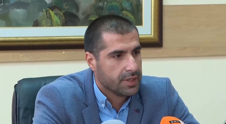 Заловиха над 9кг марухуана, четиримата съучастници, сред които и рецидивист остават в ареста: СГП им повдигна обвинение (ВИДЕО)