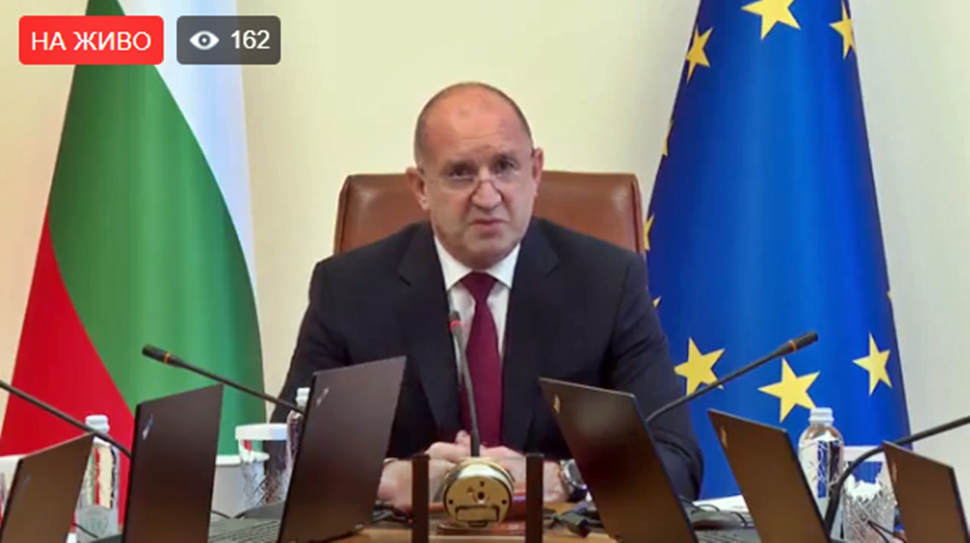 Радев гарантира: Ще представим Бюджет 2027 навреме, фокусът ще е върху семействата и децата (ВИДЕО)