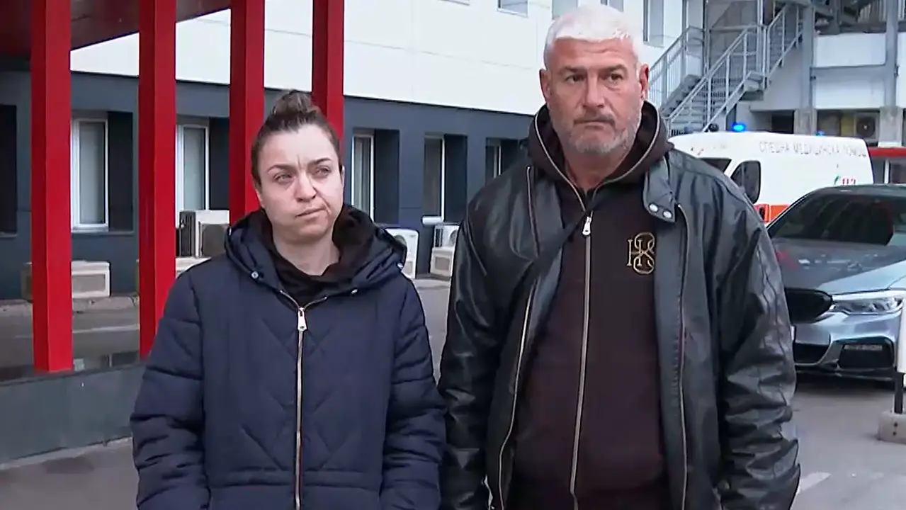 „Нищо не мога да направя, чакайте си реда“: Родителите, загубили 10-годишния си син в „Пирогов“, обвиняват болницата
