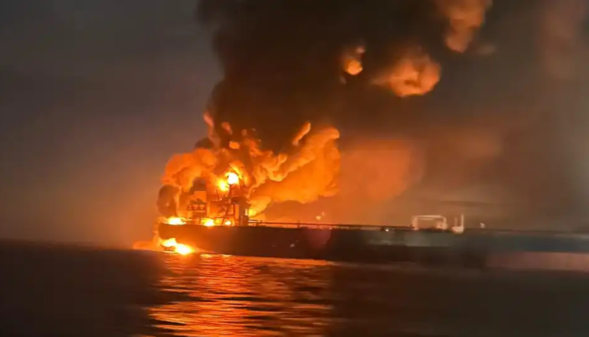 ИЗВЪНРЕДНО: Кораб е ударен в териториалните води на Румъния