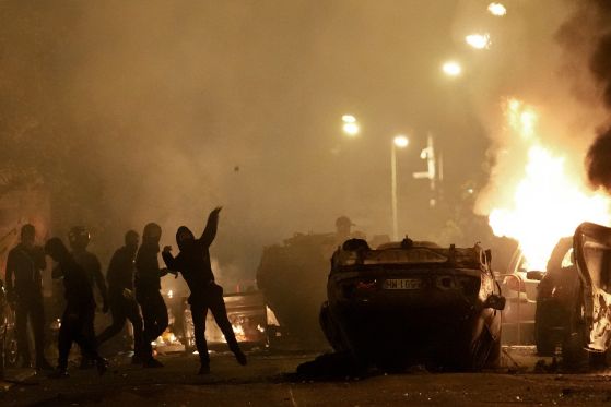 Може ли Франция да стане Хаити на Европа? Дългове, бунтове и държава на ръба