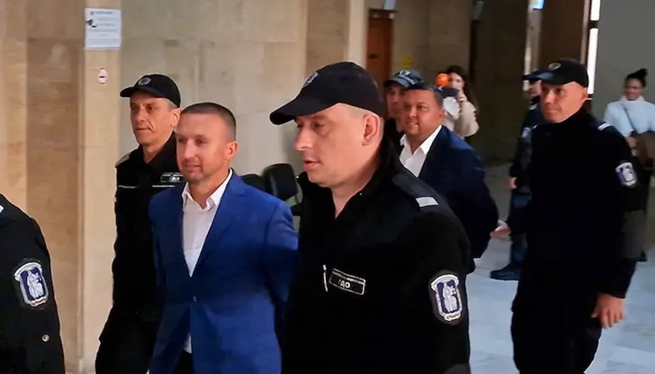 Арест или свобода? Решават остават ли в ареста кметовете на Сунгурларе и Белица (ВИДЕО)