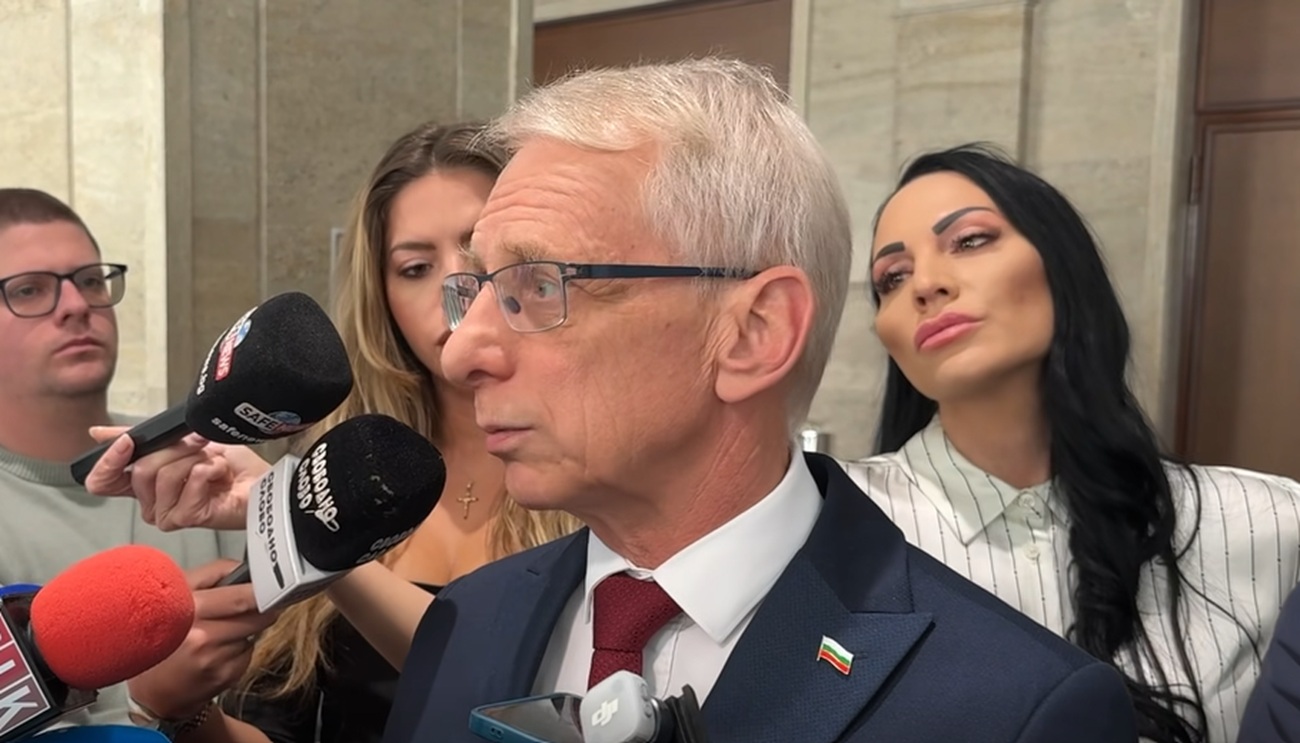 „В Черно море се стреля“! Николай Денков алармира: Това, което правим, е крайно недостатъчно, Черно море е под заплаха