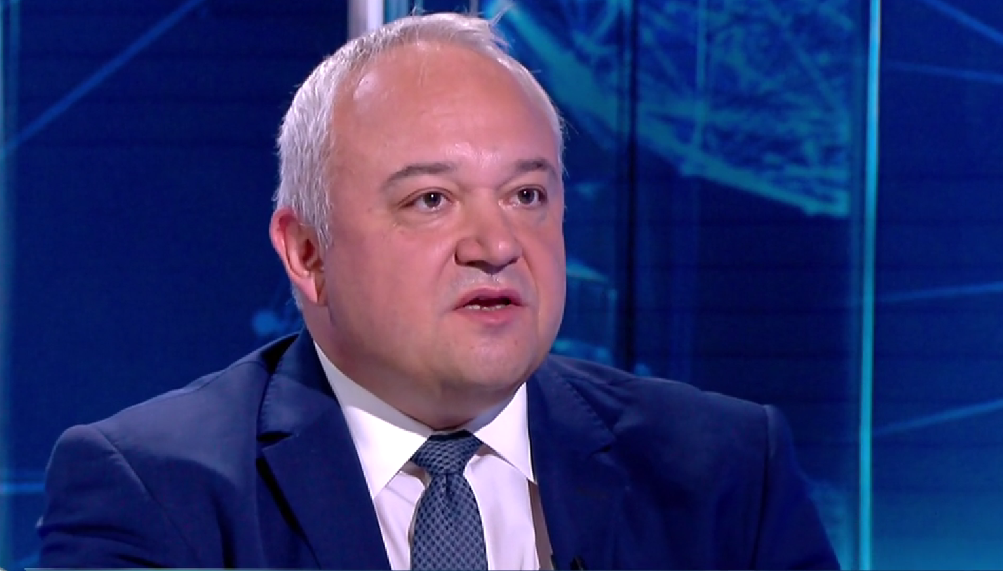 ЕКСКЛУЗИВНО от Демерджиев: "Има връзка между бомбените заплахи и разкритията за Пеевски"! Истината за връзките му с убития Филипов и атаката в Черно море! (ВИДЕО)