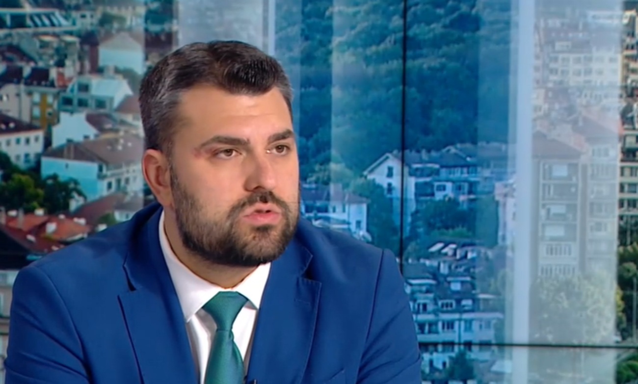 „Държавата не е театър“! Георг Георгиев атакува Радев: Цените летят нагоре, властта играе спектакли