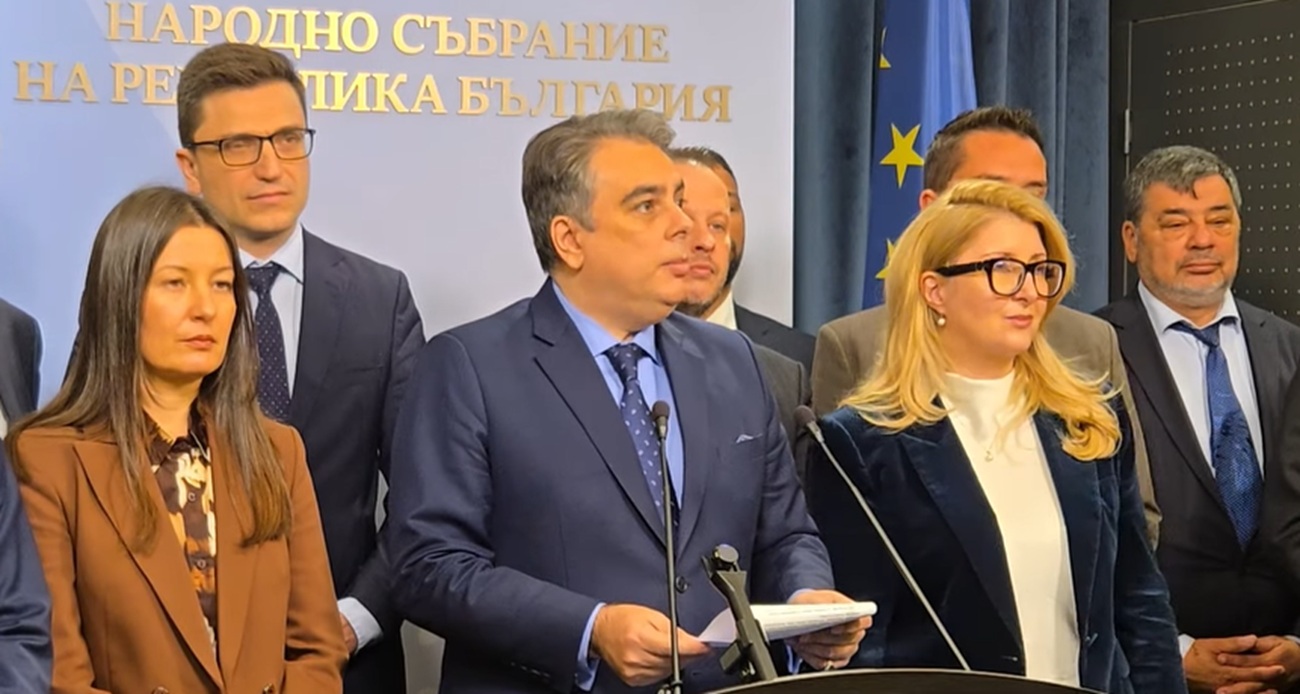 Асен Василев с остра атака срещу властта: Крият бюджета, а теслата за българите вече се готви (ВИДЕО)