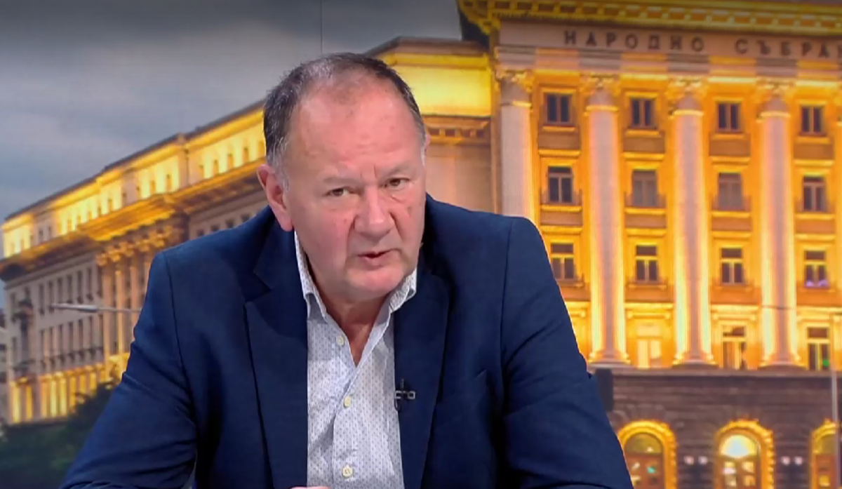 Михаил Миков изригна за атаките срещу Йотова: Много гнусна кампания е това с помилванията, предишните президенти са помилвали поне 30 души, има и убийци! (ВИДЕО)