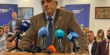 "Денят е дълъг, ще гласувам, когато преценя": Лидерът на ГЕРБ Бойко Борисов от Кюстендил (ВИДЕО)