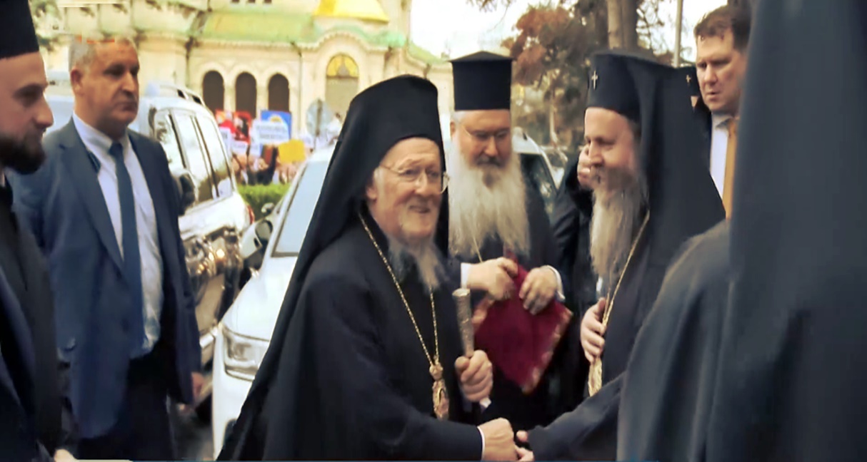Свети Йоан Рилски Чудотворец събира Вселенския патриарх Вартоломей и патриарх Даниил в Рилския манастир